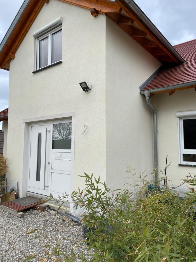 Apartamento Am Weinberg - stilvoll, ruhig, zum wohlfühlen Pfaffenweiler Exterior foto